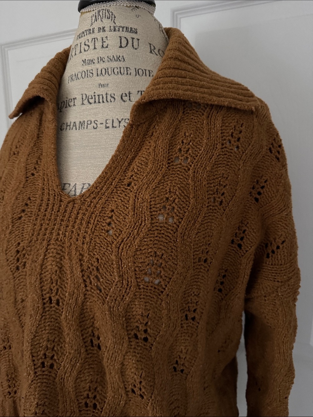 Brown cropped sweater